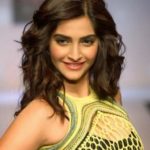 Sonam Kapoor Height, Age, Boyfriend, Husband, Biography, Family & More