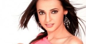 Sanaya Irani