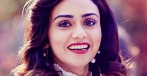 Amruta Khanvilkar