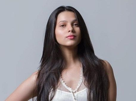 Alice Kaushik Profile