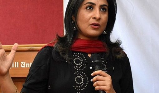 News Anchor Sumaira Khan