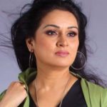 Padmini Kolhapure Age, Husband, Children, Family, Biography