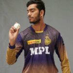 Venkatesh Iyer Height, Age, Girlfriend, Wife, Family, Biography