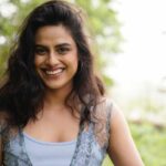 Neha Mahajan Height, Age, Family, Boyfriend, Biography & More