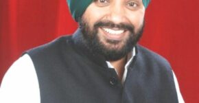 Arvinder Singh Lovely photo