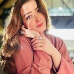 Momina Iqbal Height, Age, Boyfriend, Husband, Family, Biography & More