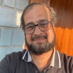 Nikhil Wagle Age, Caste, Wife, Children, Family, Biography & More