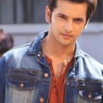 Shivam Khajuria Height, Age, Girlfriend, Wife, Family, Biography & More