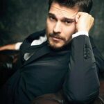 Çağatay Ulusoy Height, Age, Girlfriend, Family, Biography